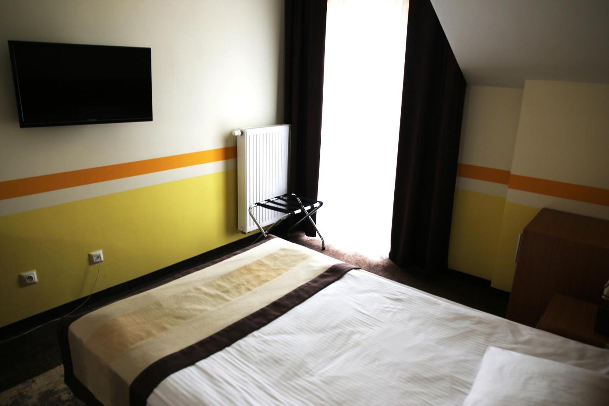 Hotel Folklor Międzyrzec Podlaski Camera foto